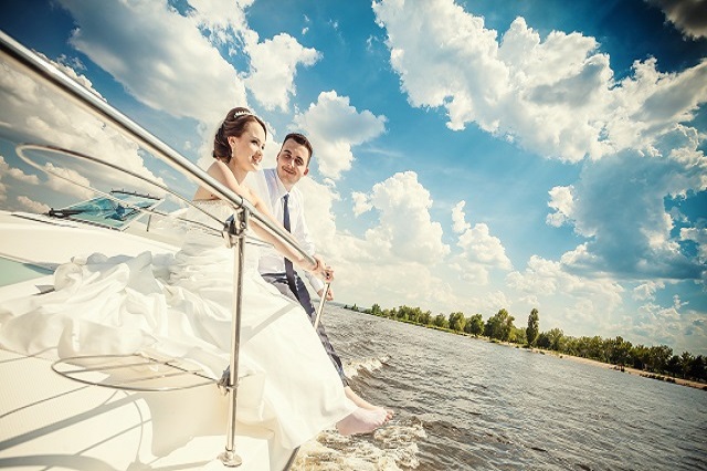 The bride and groom ship