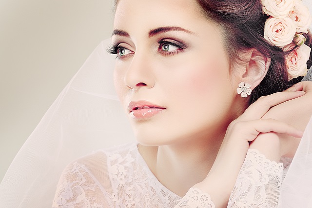 Portrait of beautiful bride. Wedding dress. Wedding decoration