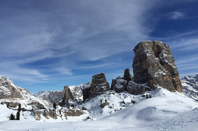 dolomiti . cortina d'ampezzo - Copia